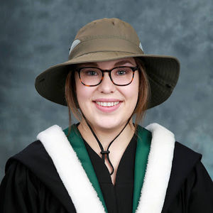 Meet your Posher, Janica